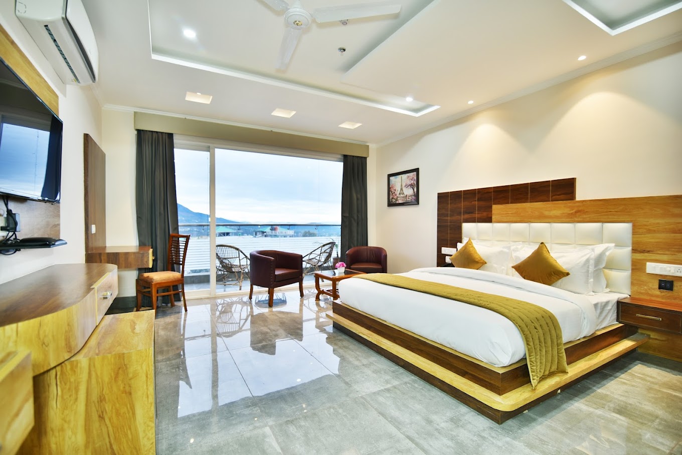 Dhauladhar Hills Resort&spa
