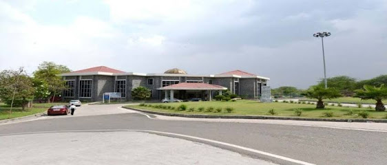 Rajhans Hotel