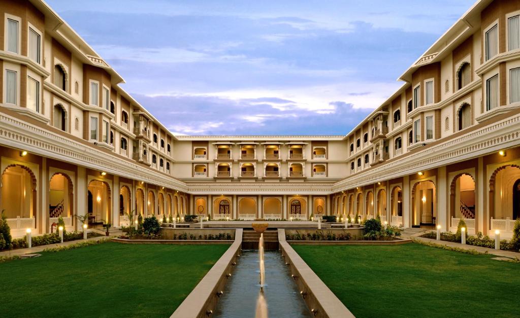 Indana Palace
