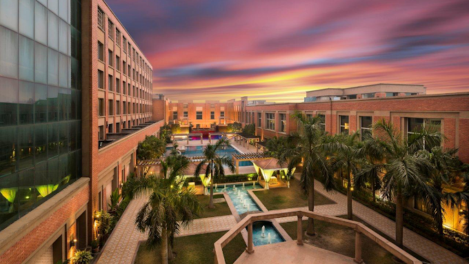 NIRVANA Luxury Hotel